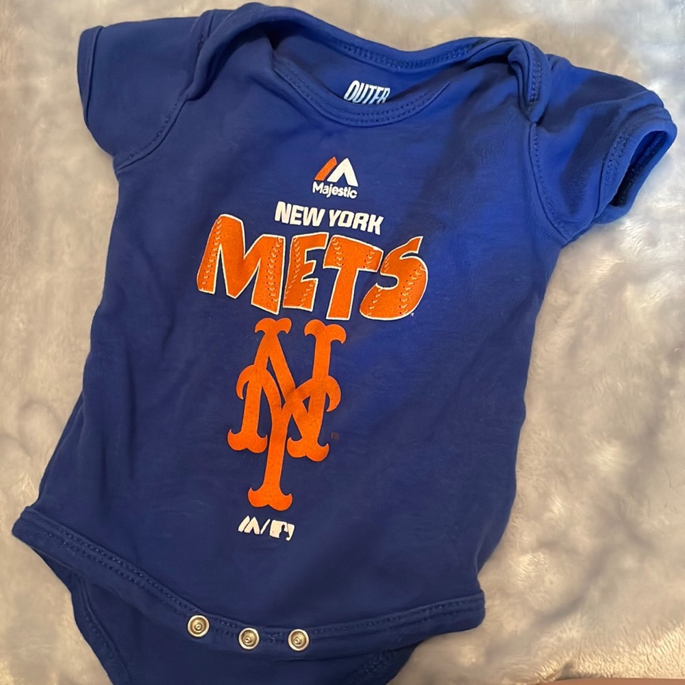 METS SYNDERGAARD OUTFIT